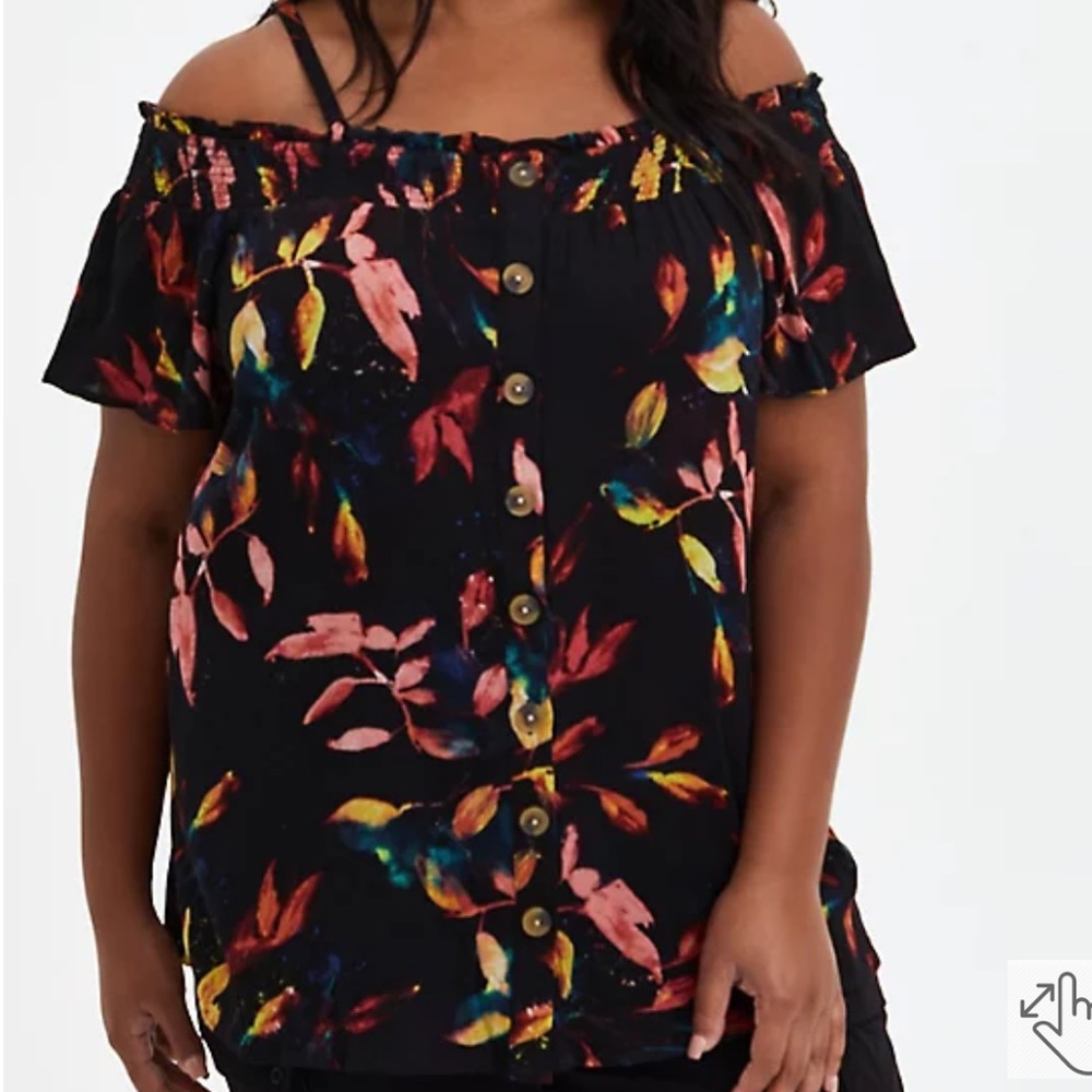 🖤3/$30🖤 TORRID NWT COLD SHOULDER SZ 1 and 2